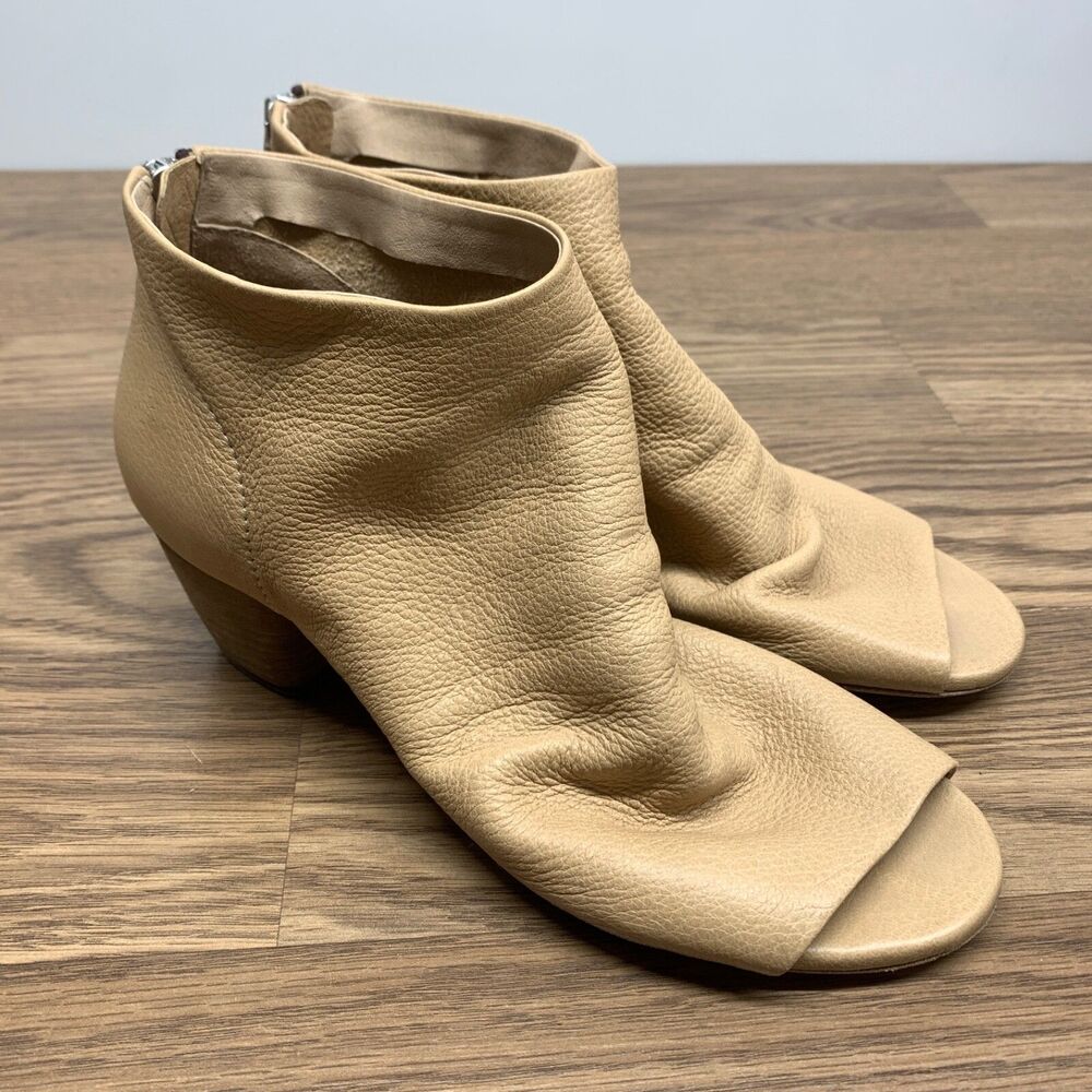 Officine Creative Women's Leather Block Sandals Heels Neutral Color 8